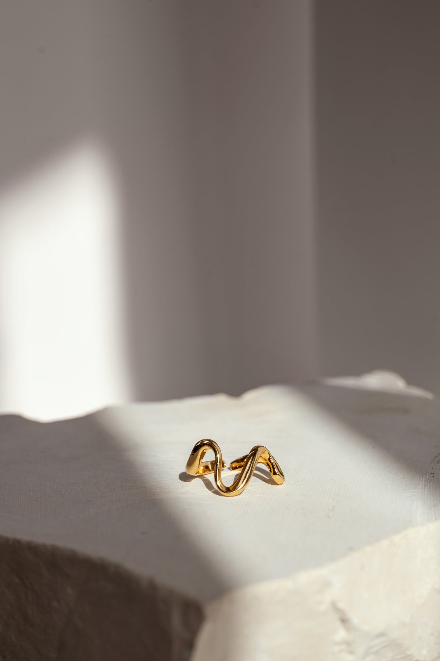 Milos Ring