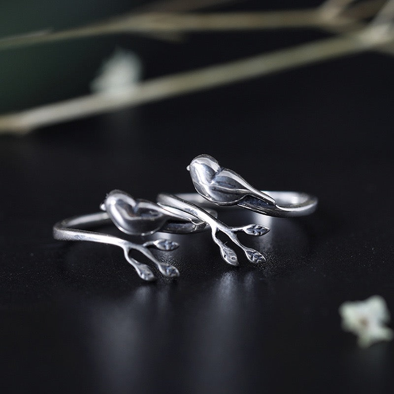 Exquisite Bird - On - Branch Silver Ring