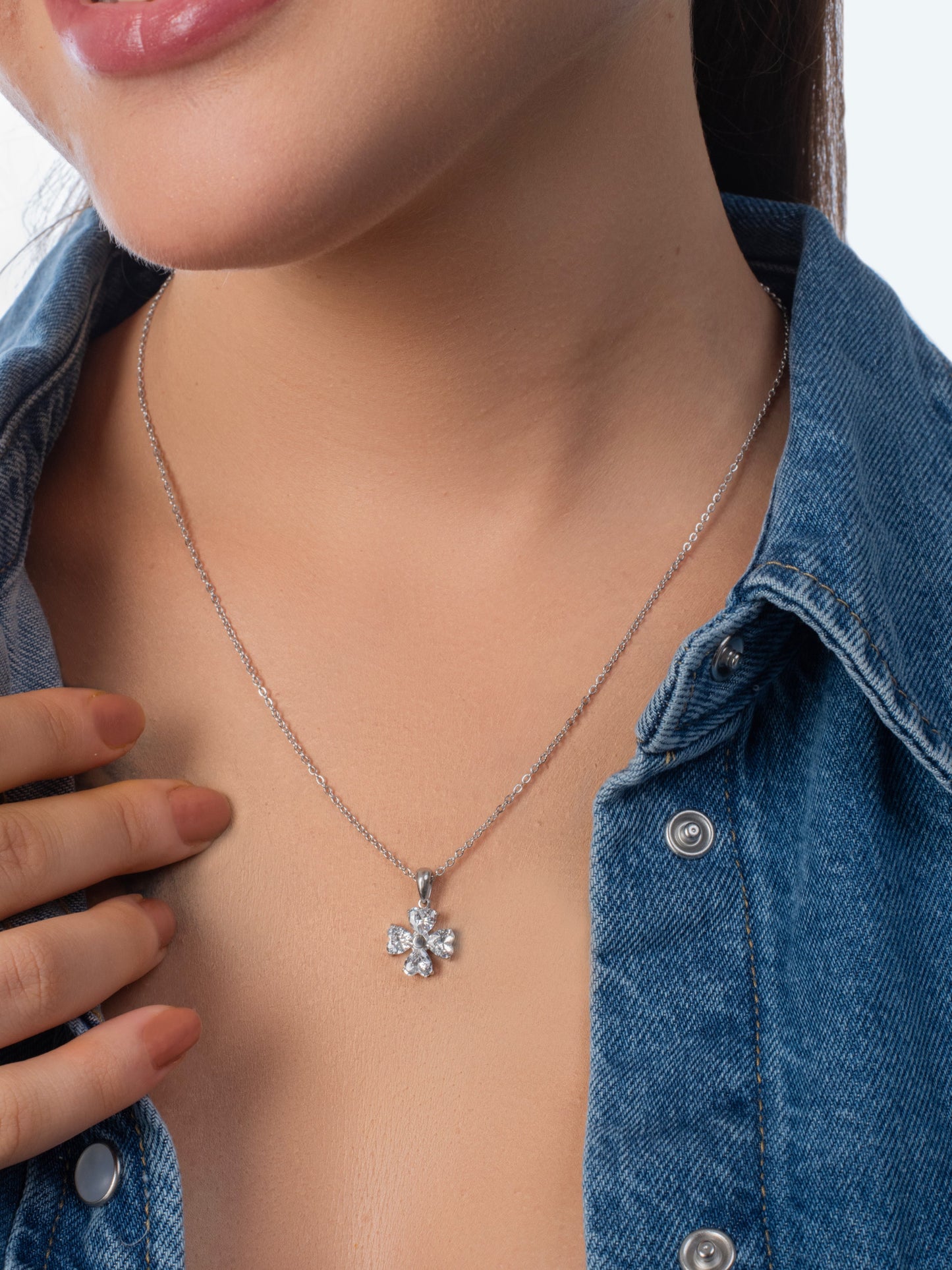 Phoebe Necklace - Silver Edition