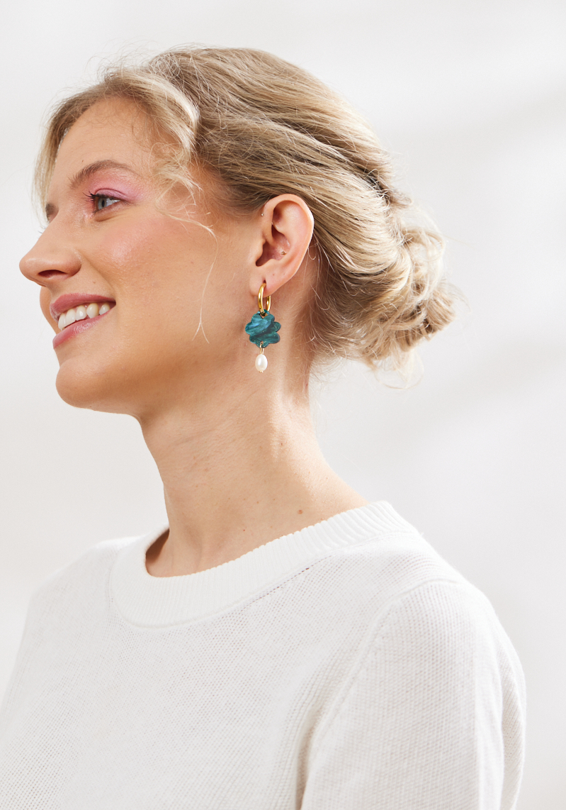 Cloud + Pearl Earrings - Emerald