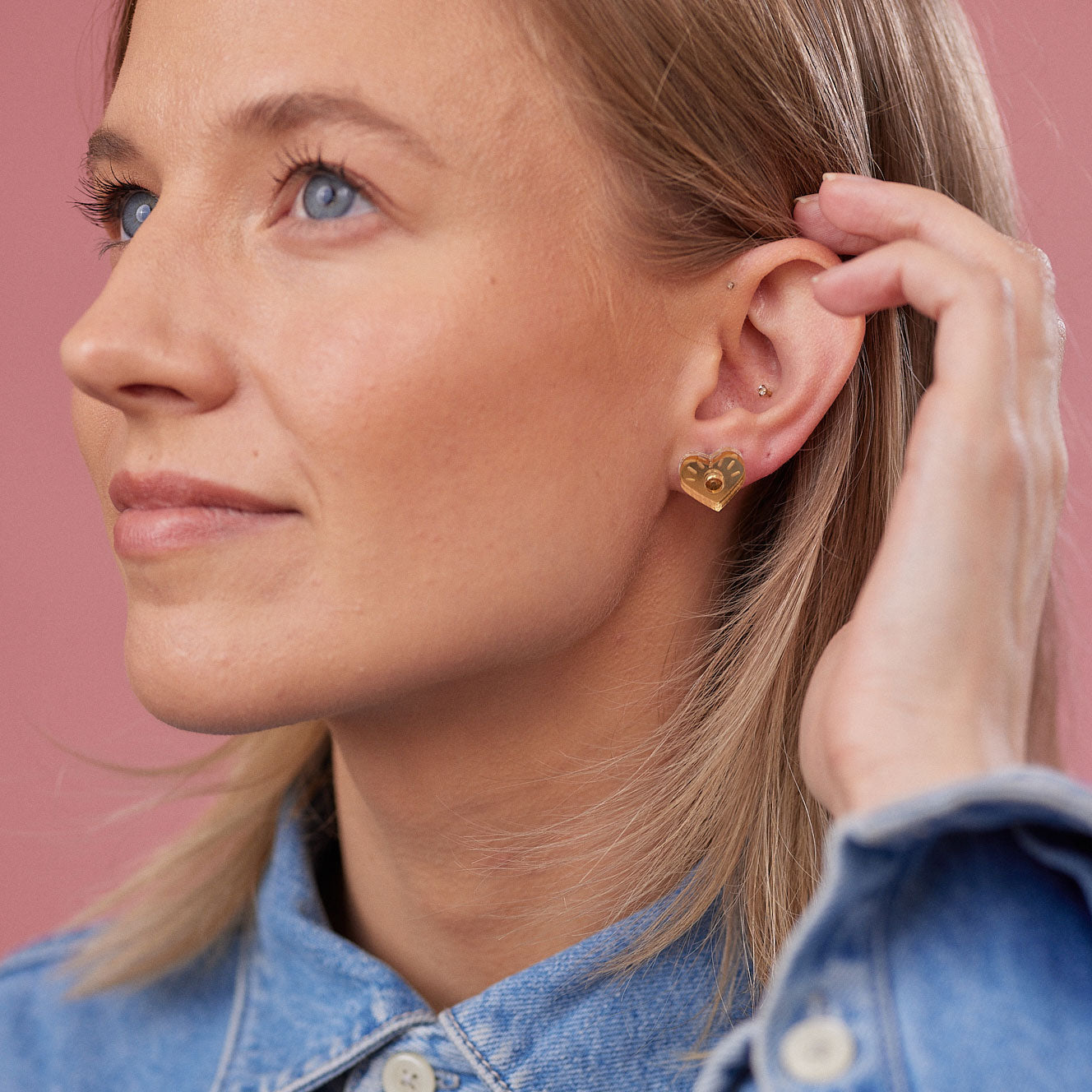Eye Heart Studs - Gold