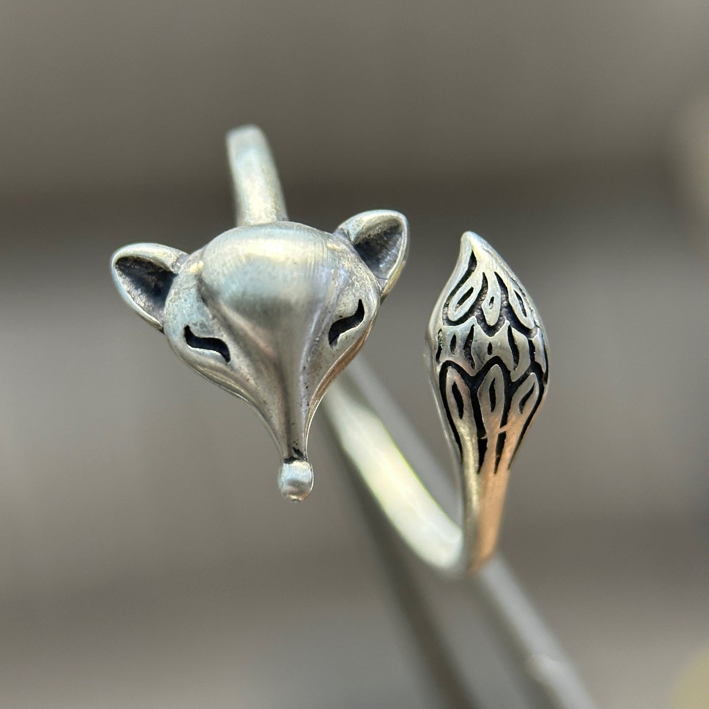 925 Sterling Silver Fox Ring is adjustable in size. Handmade. Ideal gift for him or her