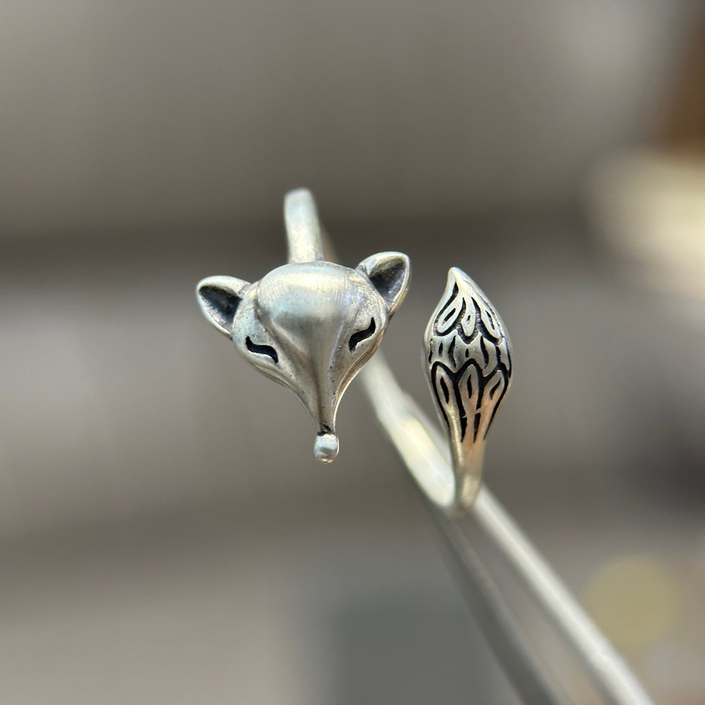 925 Sterling Silver Fox Ring is adjustable in size. Handmade. Ideal gift for him or her