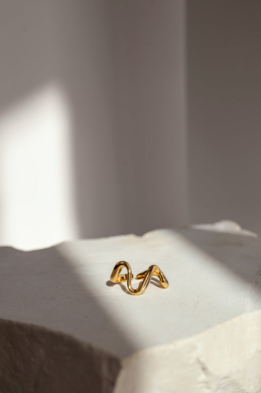 Milos Ring