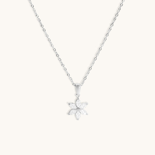 Judith Necklace - Silver Edition