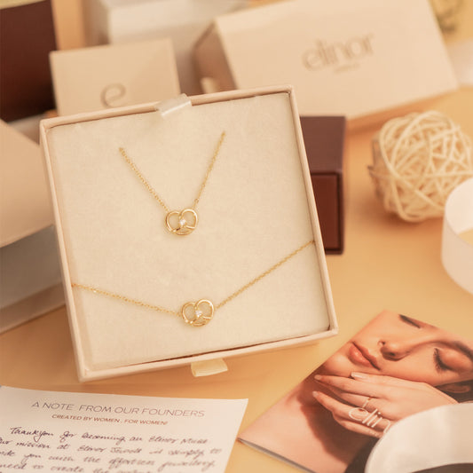 Pretzel Set - 18k Gold Plated ( Pack of 2)