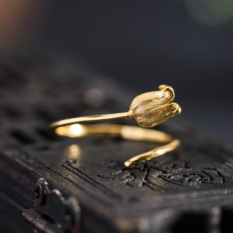 Charming Tulip - inspired Gold Ring
