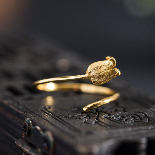 Charming Tulip - inspired Gold Ring