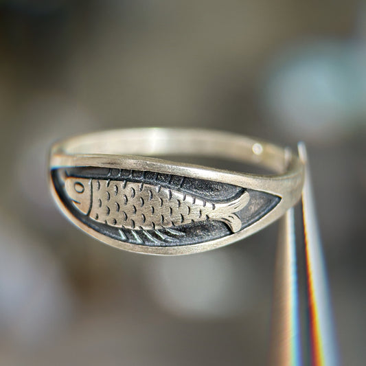 925 Sterling Silver Handmade Fish Ring, Size Adjustable, Swimming Against the Current