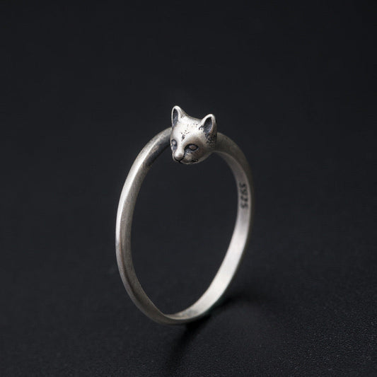 Mystic Cat Ring: A Touch of Whimsy